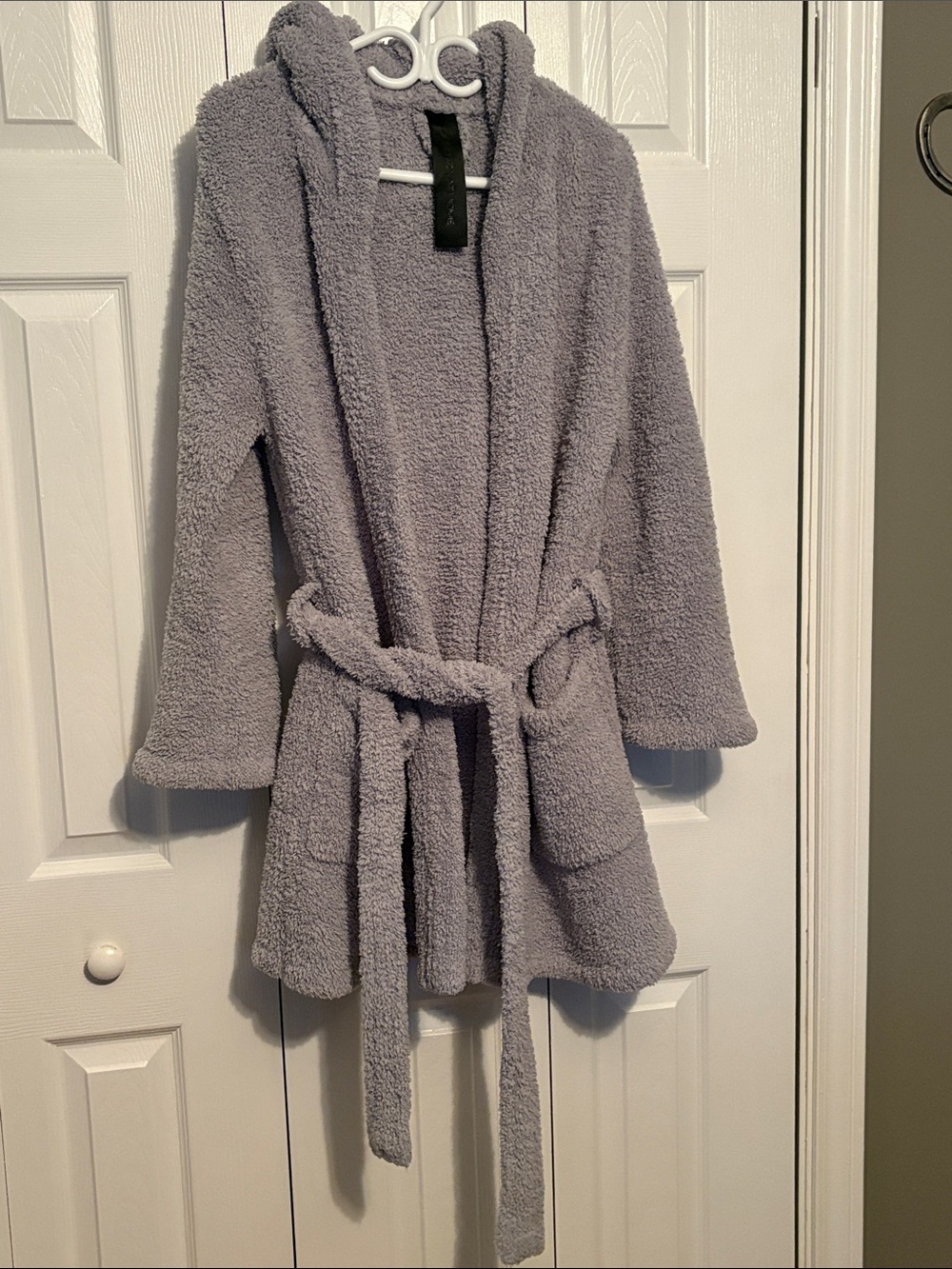 La SENZA Plush Hooded Bath Robe in Light Gray